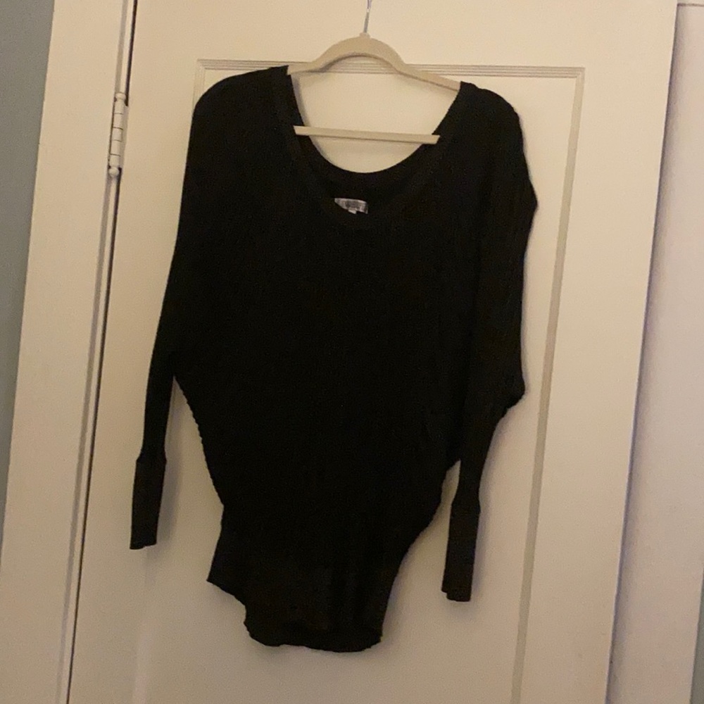 Jennifer Lopez sequence sweater